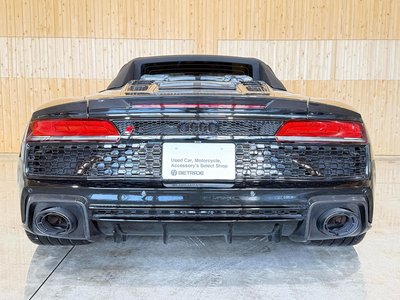 AUDI R8 - 7