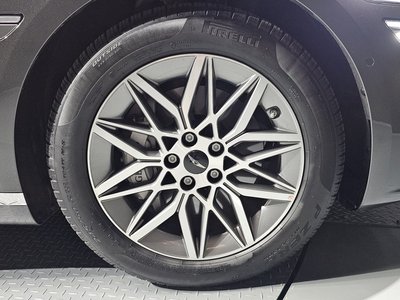 2026 Genesis G80 (RG3) photo 8
