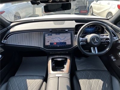 MERCEDES-BENZ E-CLASS - 3