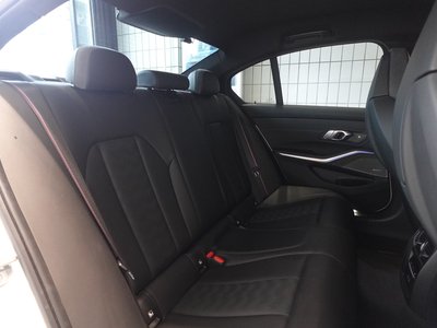 صورة مصغرة 19 لـ 2021 BMW M3 SEDAN