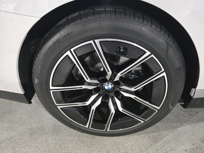 صورة 6 لـ 2025 BMW 7 SERIES