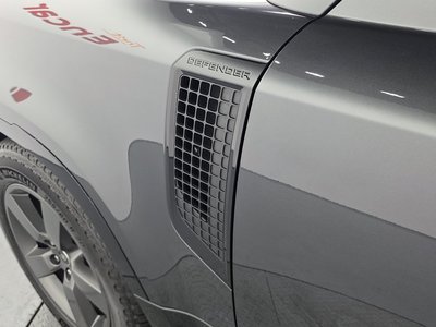 2025 LAND Rover DEFENDER — миниатюра 20
