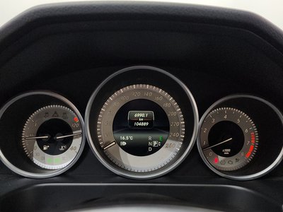 MERCEDES-BENZ E-CLASS - 8