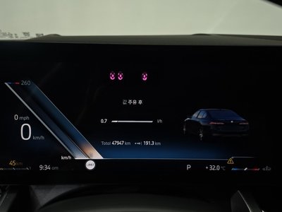 2025 BMW 5 SERIES — миниатюра 11