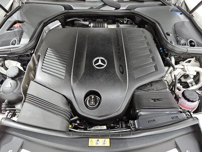 MERCEDES-BENZ E-CLASS - 7