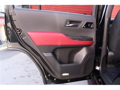 TOYOTA LAND CRUISER 300 - 5