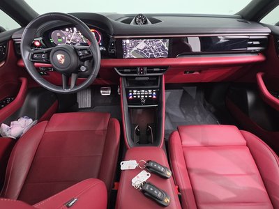 صورة 5 لـ 2025 Porsche MACAN