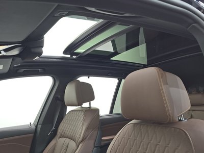 2025 BMW X5 — миниатюра 23