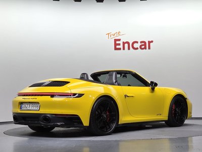 صورة 4 لـ 2024 Porsche 911