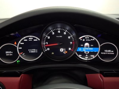 PORSCHE CAYENNE - 8