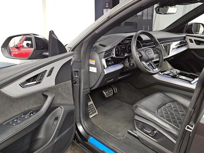 AUDI Q8 - 10