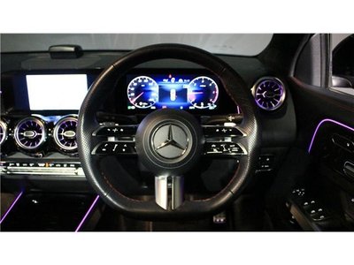 صورة 8 لـ 2023 Mercedes-BENZ GLB