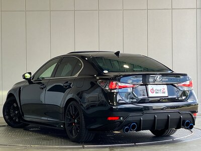 LEXUS GS F - 8