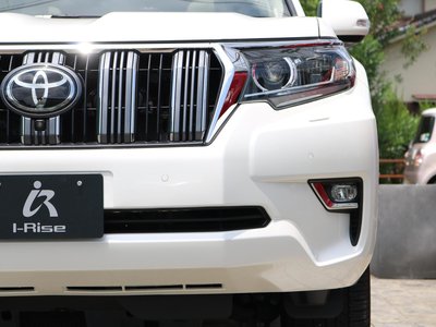 TOYOTA LAND CRUISER PRADO - 7