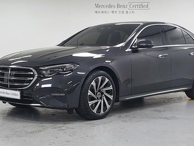 MERCEDES-BENZ E-CLASS - 1