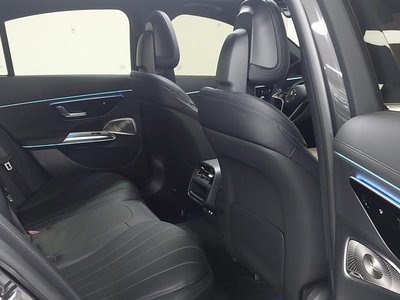 MERCEDES-BENZ E-CLASS - 10