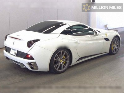 FERRARI CALIFORNIA - 5