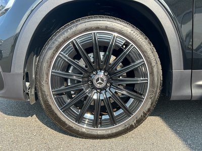 2025 Mercedes-BENZ GLB — миниатюра 12