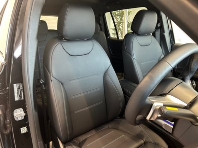 2025 Mercedes-BENZ GLB — миниатюра 19
