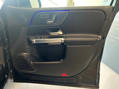 2025 Mercedes-BENZ GLB — миниатюра 16