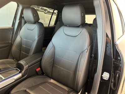 2025 Mercedes-BENZ GLB — миниатюра 24