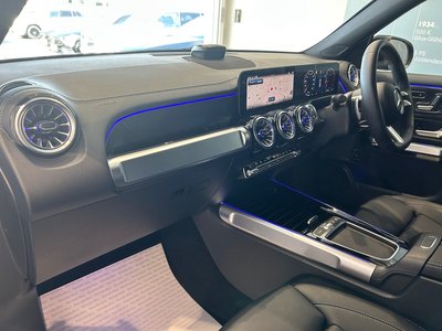 2025 Mercedes-BENZ GLB — миниатюра 22
