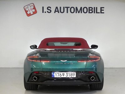 ASTON MARTIN DB11 - 2