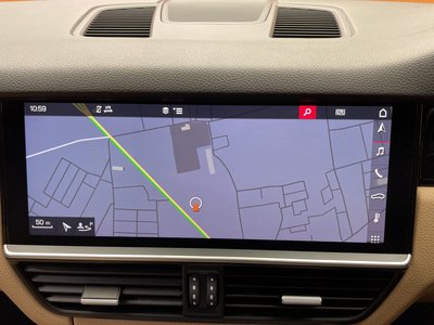 PORSCHE CAYENNE - 10