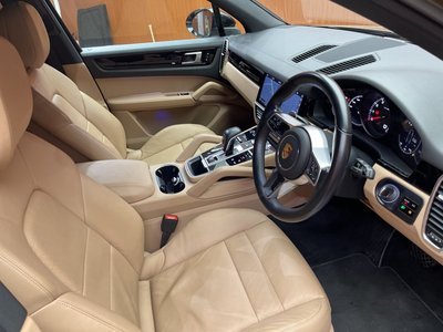 PORSCHE CAYENNE - 5