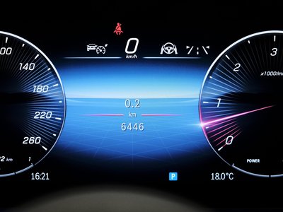 MERCEDES-BENZ GLS - 6