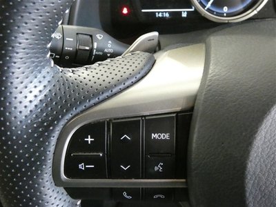 صورة مصغرة 13 لـ 2021 Lexus RX