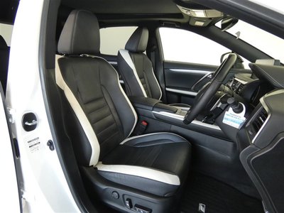 صورة مصغرة 17 لـ 2021 Lexus RX