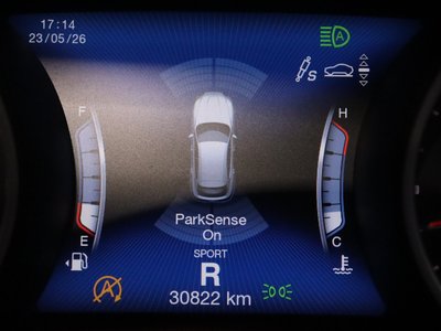 2021 Maserati LEVANTE thumbnail 15