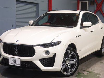 2021 Maserati LEVANTE thumbnail 24