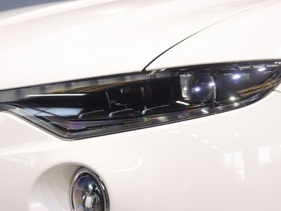 2021 Maserati LEVANTE thumbnail 26