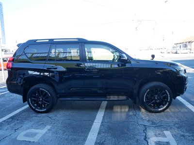 TOYOTA LAND CRUISER PRADO - 7