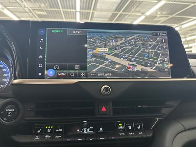 2024 Toyota CROWN CROSSOVER thumbnail 15