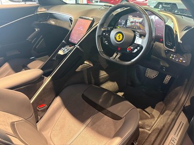 2025 FERRARI ROMA SPIDER 照片 9