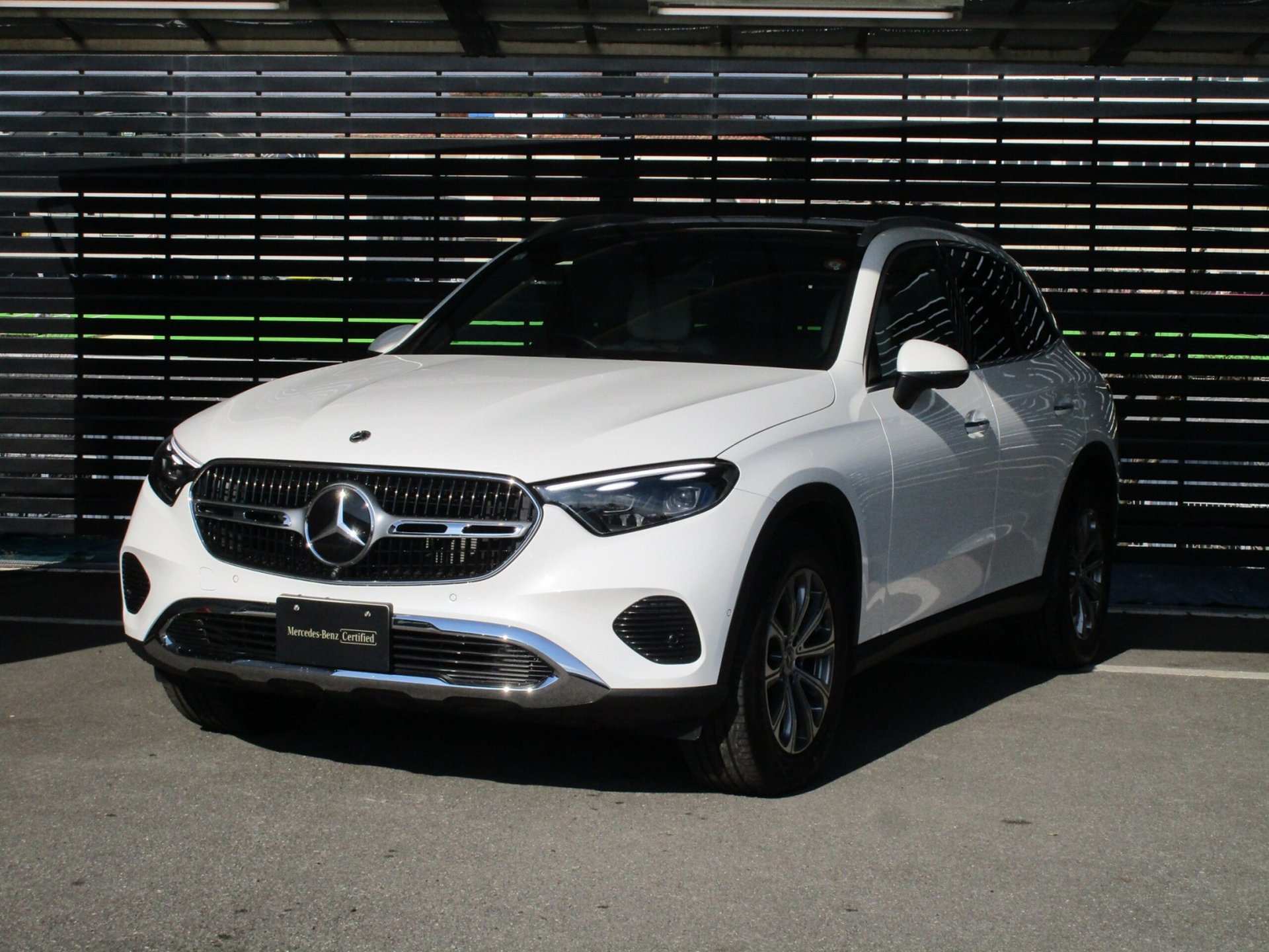 MERCEDES-BENZ GLC - View 1