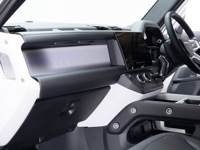 2026 LAND Rover DEFENDER — миниатюра 45