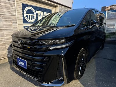 TOYOTA VELLFIRE - 1
