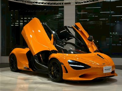 MCLAREN 750S - 10