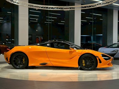 MCLAREN 750S - 8