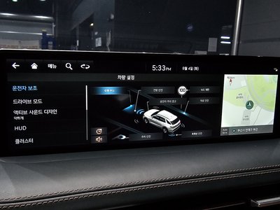 2023 Genesis GV70 thumbnail 22