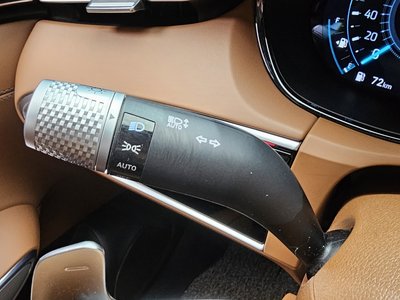 2023 Genesis GV70 thumbnail 27