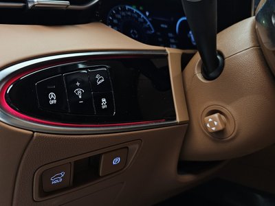 2023 Genesis GV70 thumbnail 28