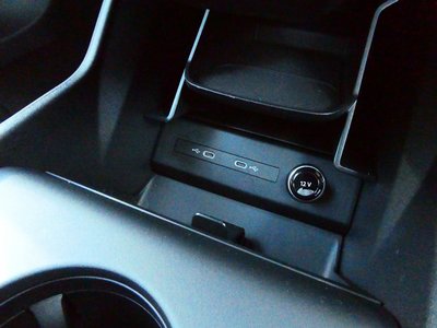 2025 AUDI Q4 E-TRON thumbnail 30