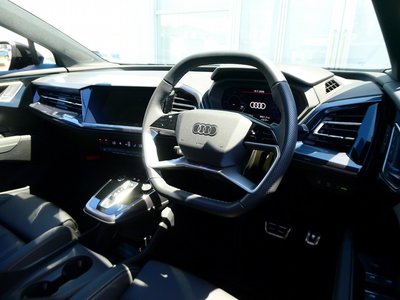 2025 AUDI Q4 E-TRON thumbnail 17