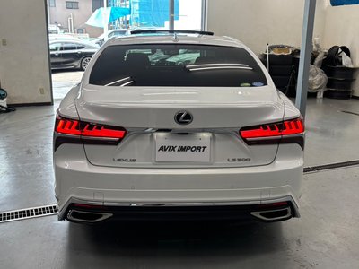 2018 Lexus LS photo 4