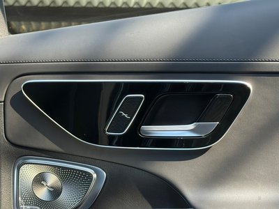 2025 Mercedes-BENZ C-CLASS AMG — миниатюра 35